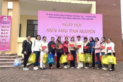 HIẾN MÁU TÌNH NGUYỆN – MỘT NGHĨA CỬ CAO ĐẸP CỦA TẬP THỂ TRƯỜNG MẦM NON THÀNH LỢI